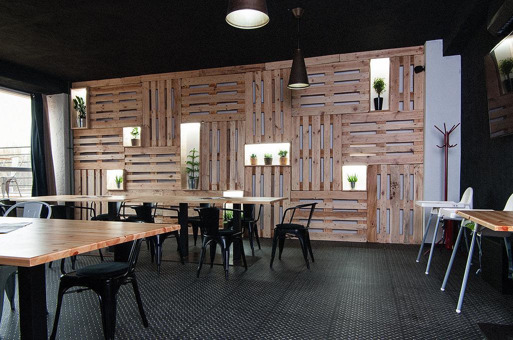 Mari Kiri Penzion Bratislava Exterior foto