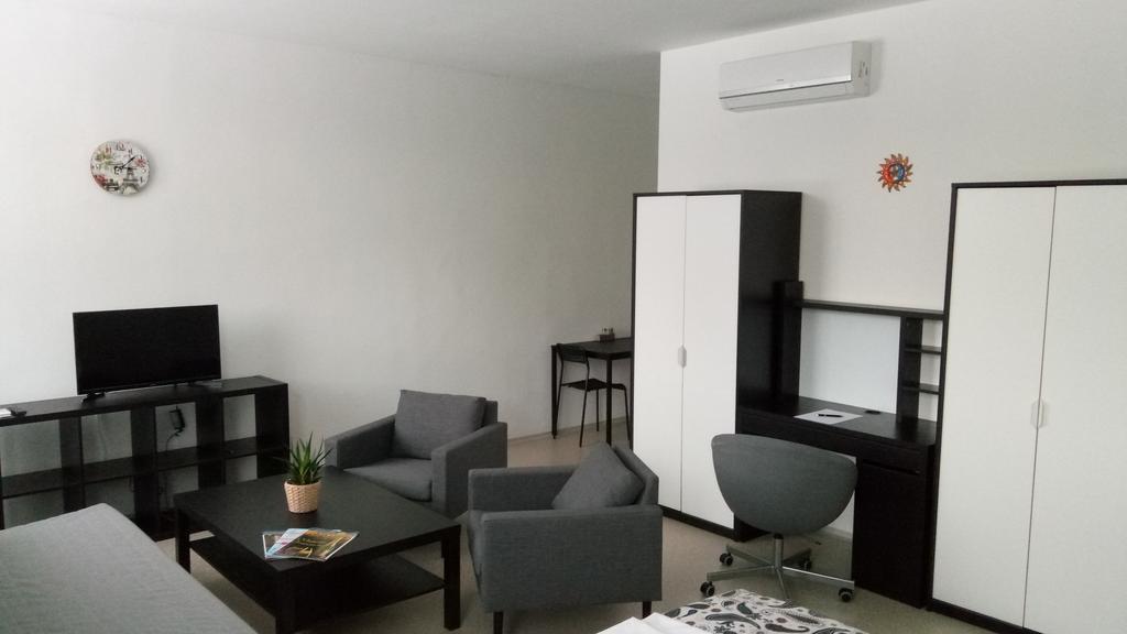 Mari Kiri Penzion Bratislava Exterior foto